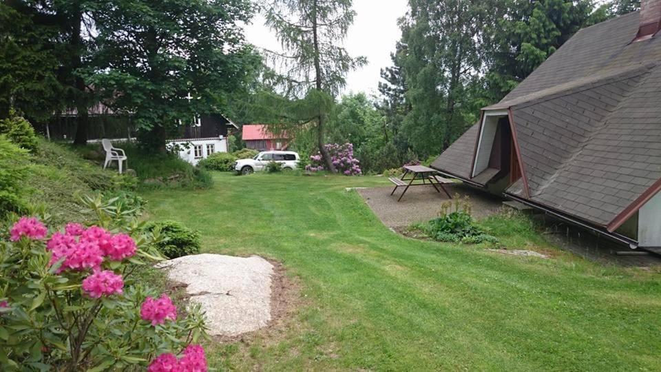 Chata Sedmidomi Lučany nad Nisou Extérieur photo